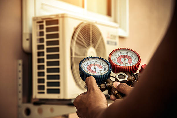 Professional Hvac technician working in Pequannock, NJ